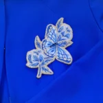 گل سینه زنانه دست دوز چیکا مدل گل و پروانه کد 2 - Image 3
