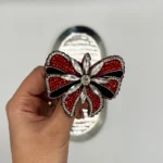 گل سینه زنانه دست دوز چیکا مدل پاپییون دوبل