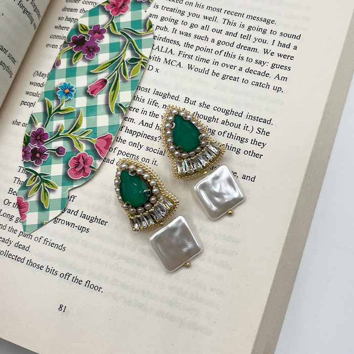 earing abnabati sabz n1 گوشواره زنانه آبنباتی سبز دست دوز چیکا - Image 1